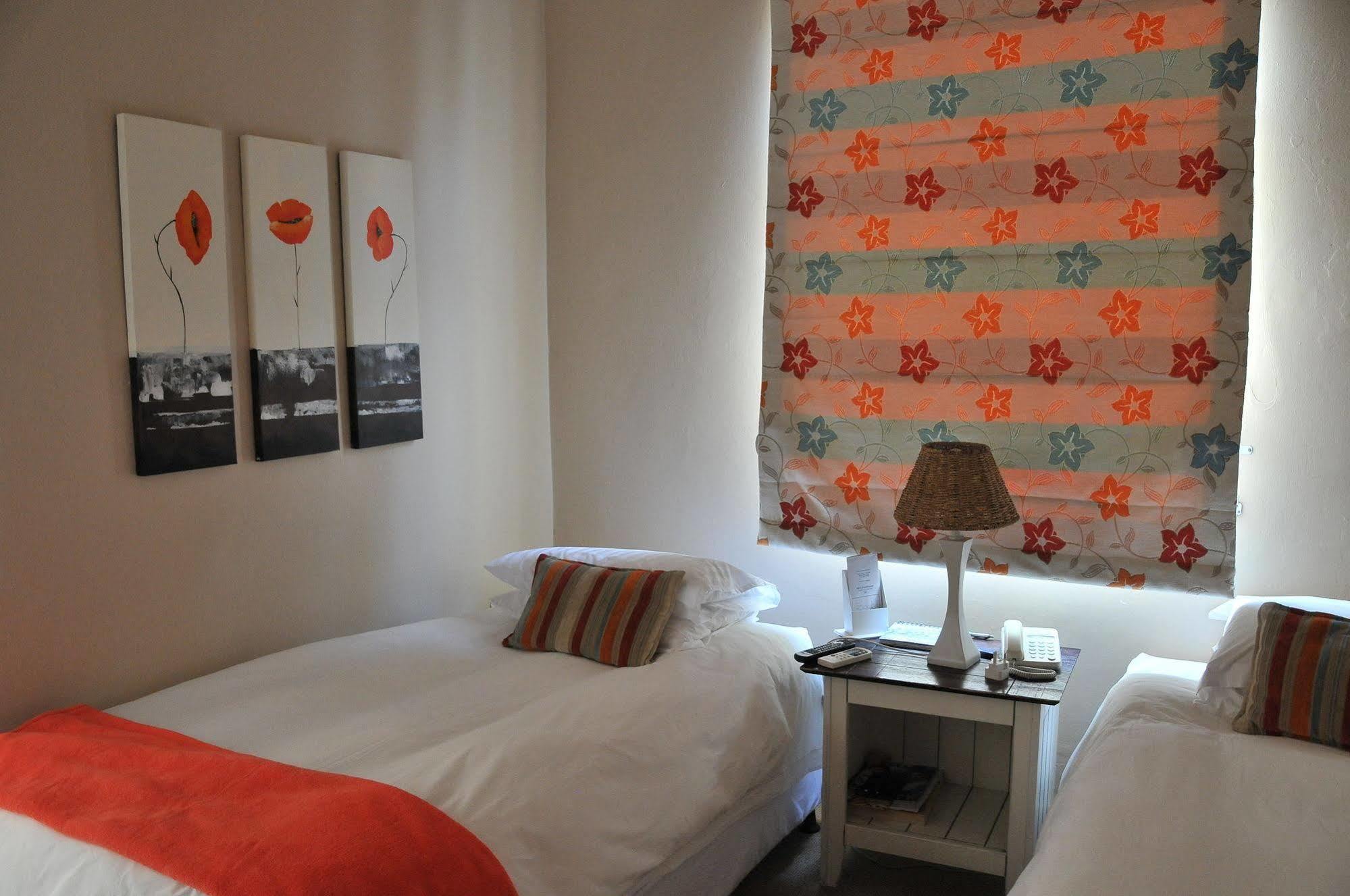 A&A Guesthouse Port Elizabeth Exterior foto